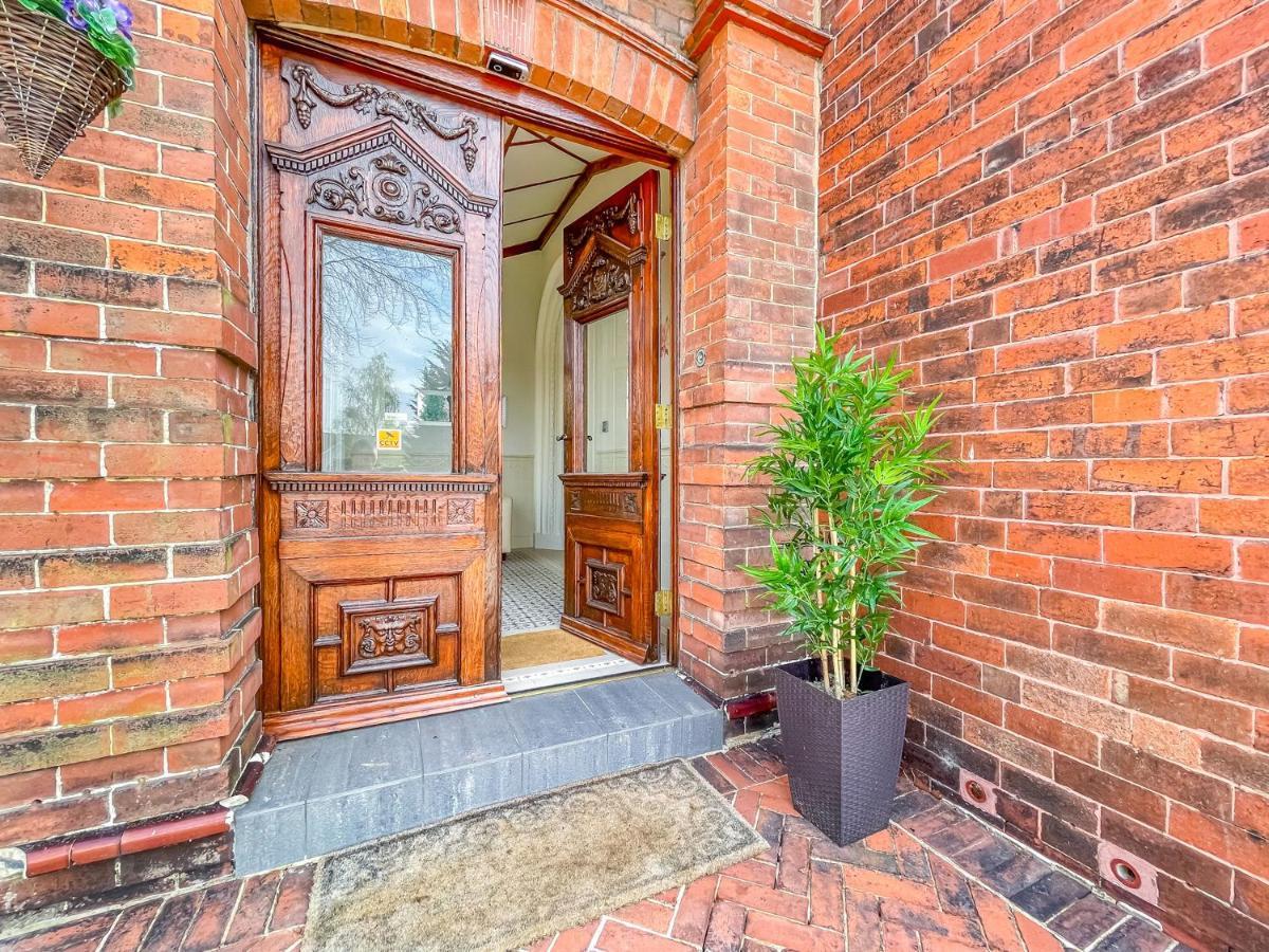 *Re9Bc* For Your Most Relaxed & Cosy Stay + Free Parking + Free Fast Wifi * Leeds  Exterior photo